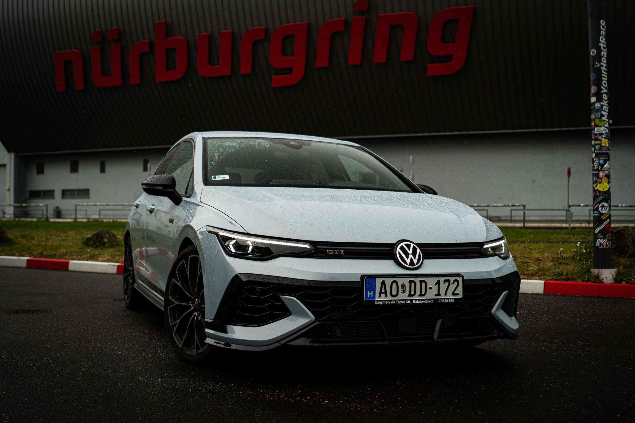 Megérkezés · Nürburgring